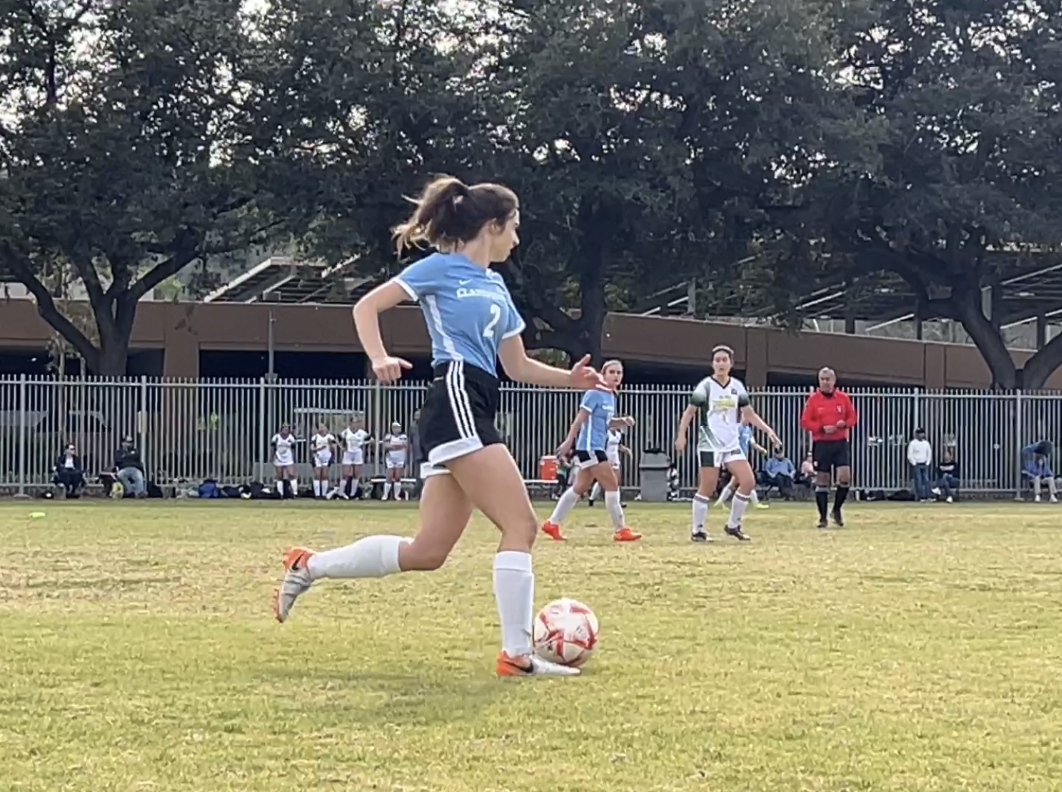 Kicking it with CFC, the 5C Women’s Soccer Club